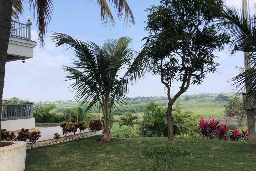 Shiva Farm Stay 4 Bed Luxury Farm House With Pool Pandharpur Exterior photo