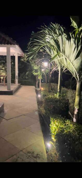 Shiva Farm Stay 4 Bed Luxury Farm House With Pool Pandharpur Exterior photo