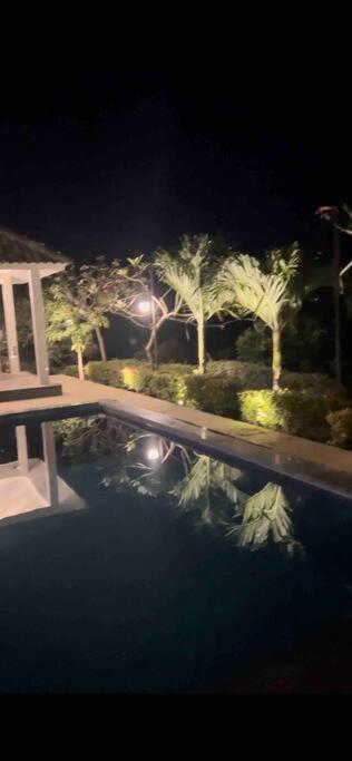 Shiva Farm Stay 4 Bed Luxury Farm House With Pool Pandharpur Exterior photo